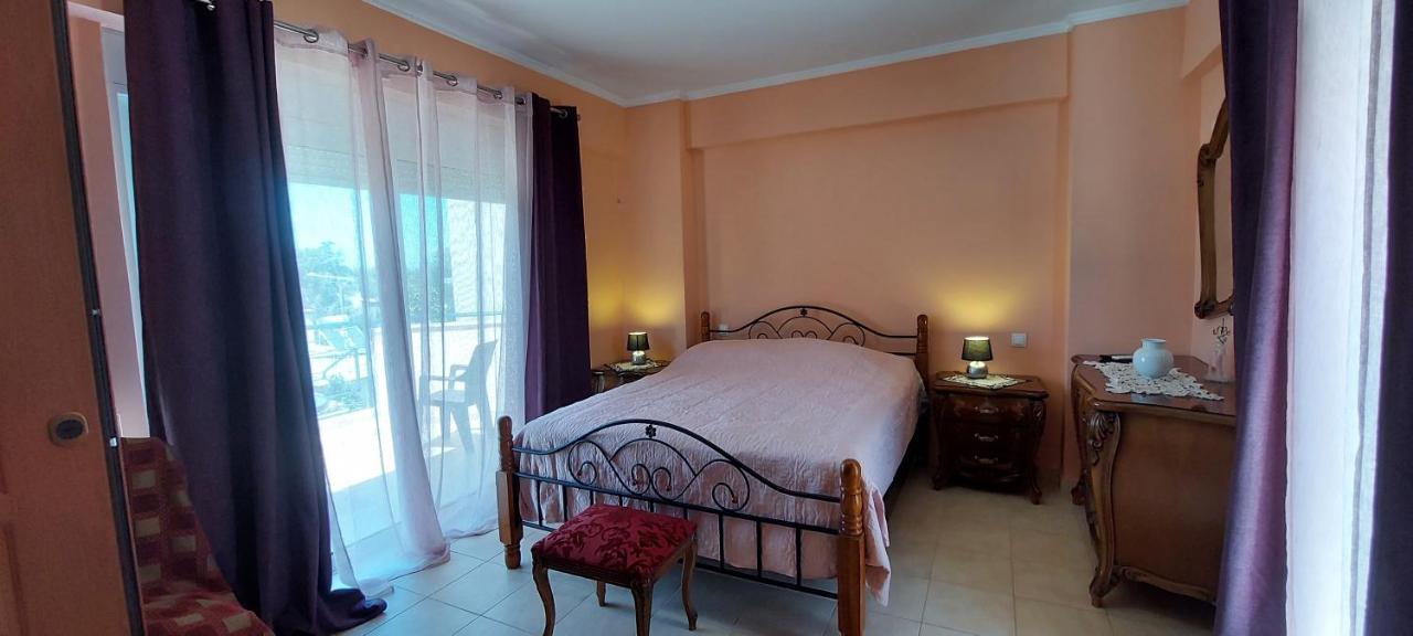Anastacias Apartment อาร์เตมีดา ภายนอก รูปภาพ